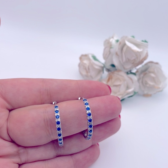 âŚď¸Last OneâŚď¸đ
ş925 Sterling Silver Blue Cubic Zircon Hoop Earrings - Picture 2 of 7